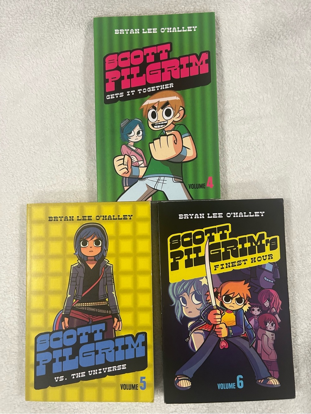 Scott Pilgrim graphic novel series by Bryan Lee O’Malley Vol 4, 5 & 6 paper back